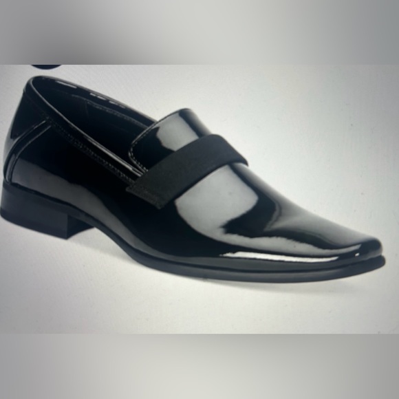 NWT Calvin Klein Bernard Black Patent Loafers